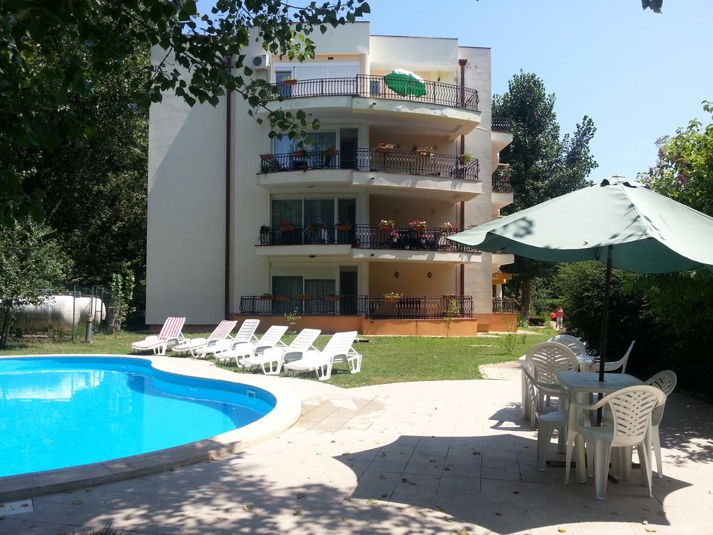 Club Topaz Apartments Neptun Ngoại thất bức ảnh