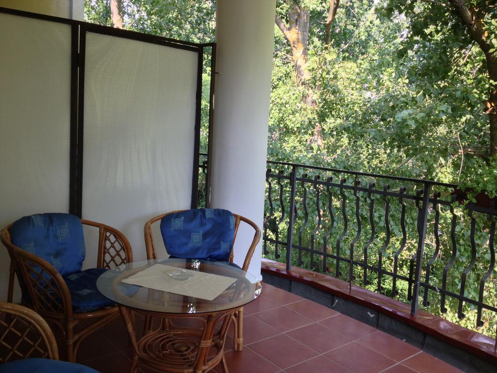 Club Topaz Apartments Neptun Phòng bức ảnh