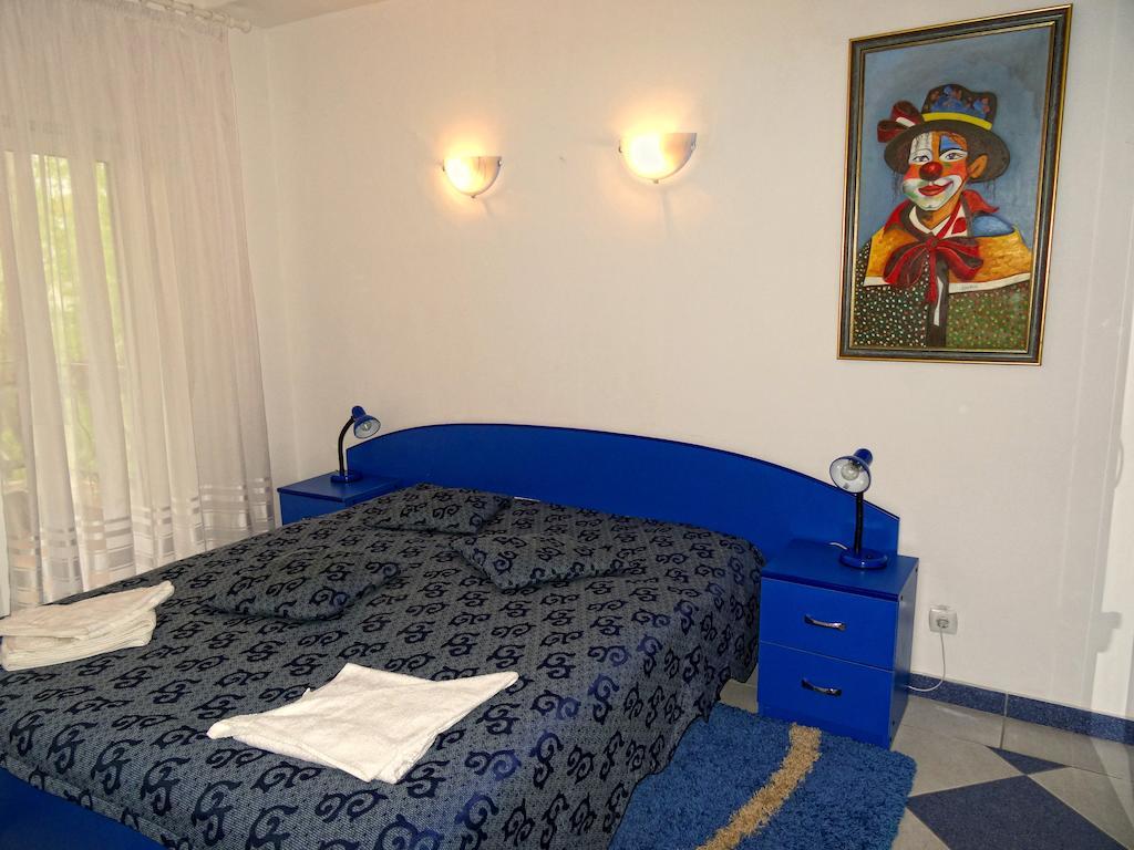 Club Topaz Apartments Neptun Phòng bức ảnh