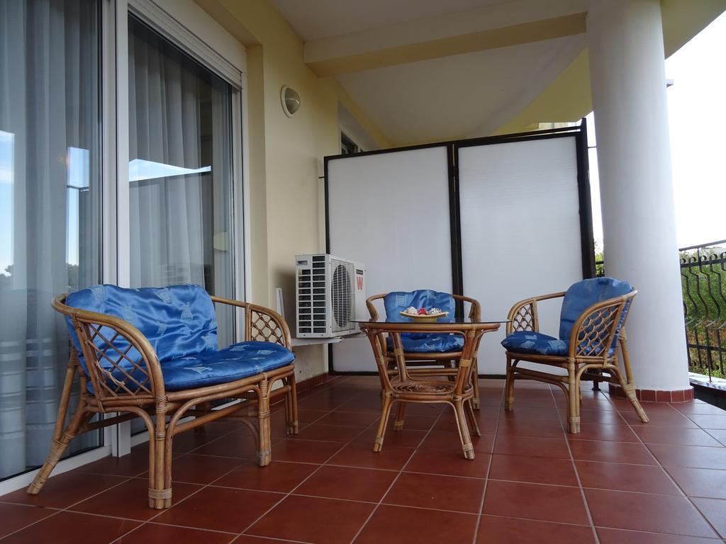 Club Topaz Apartments Neptun Ngoại thất bức ảnh