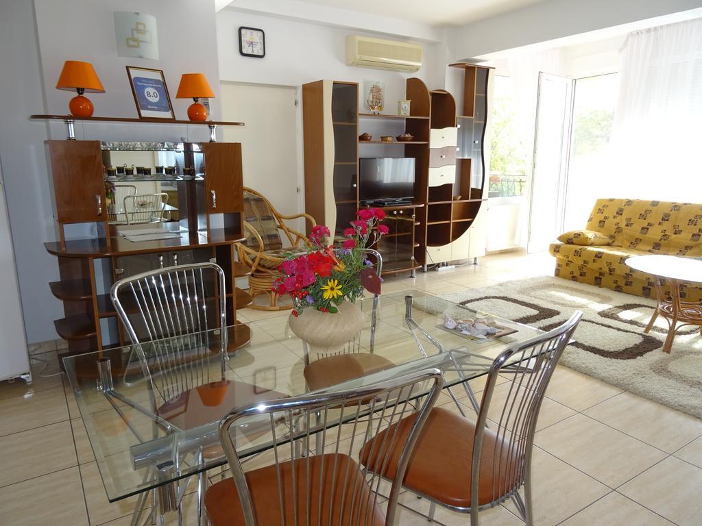 Club Topaz Apartments Neptun Ngoại thất bức ảnh