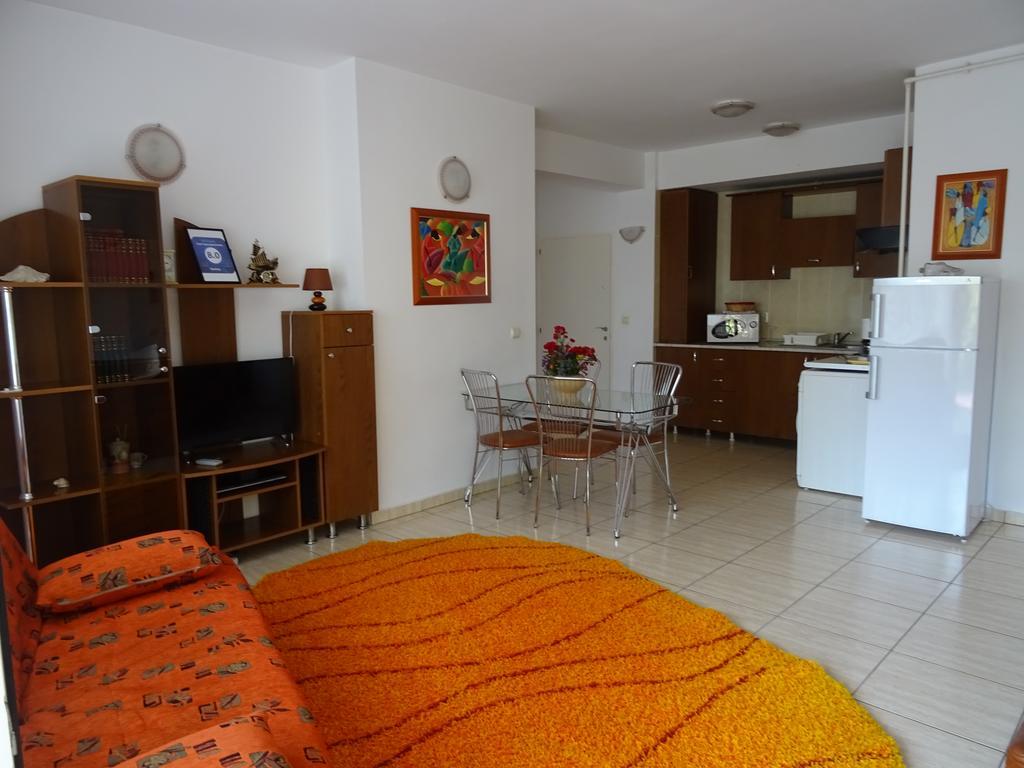 Club Topaz Apartments Neptun Ngoại thất bức ảnh