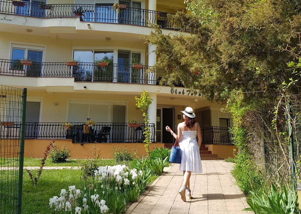 Club Topaz Apartments Neptun Ngoại thất bức ảnh