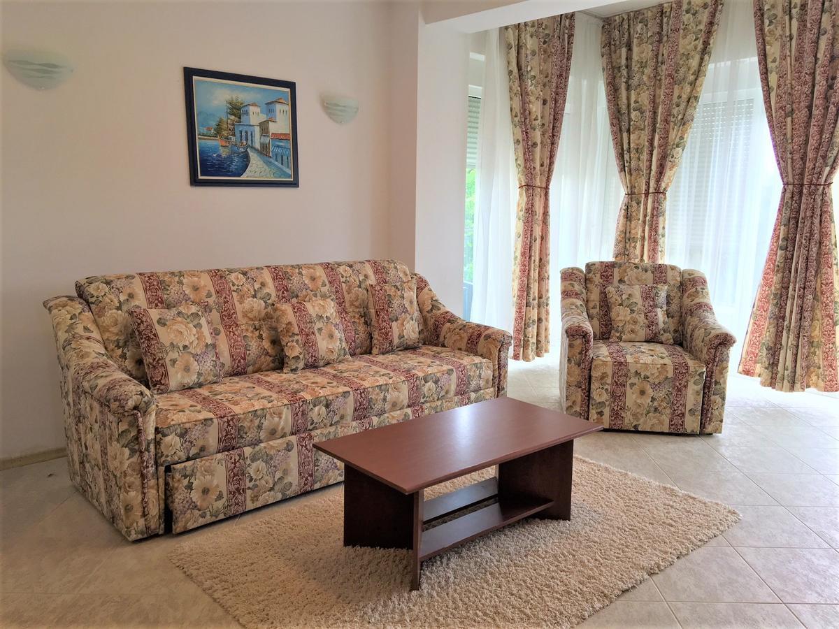 Club Topaz Apartments Neptun Ngoại thất bức ảnh